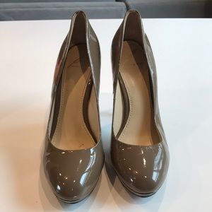 B by Brian Atwood Platform Heels 4.5”